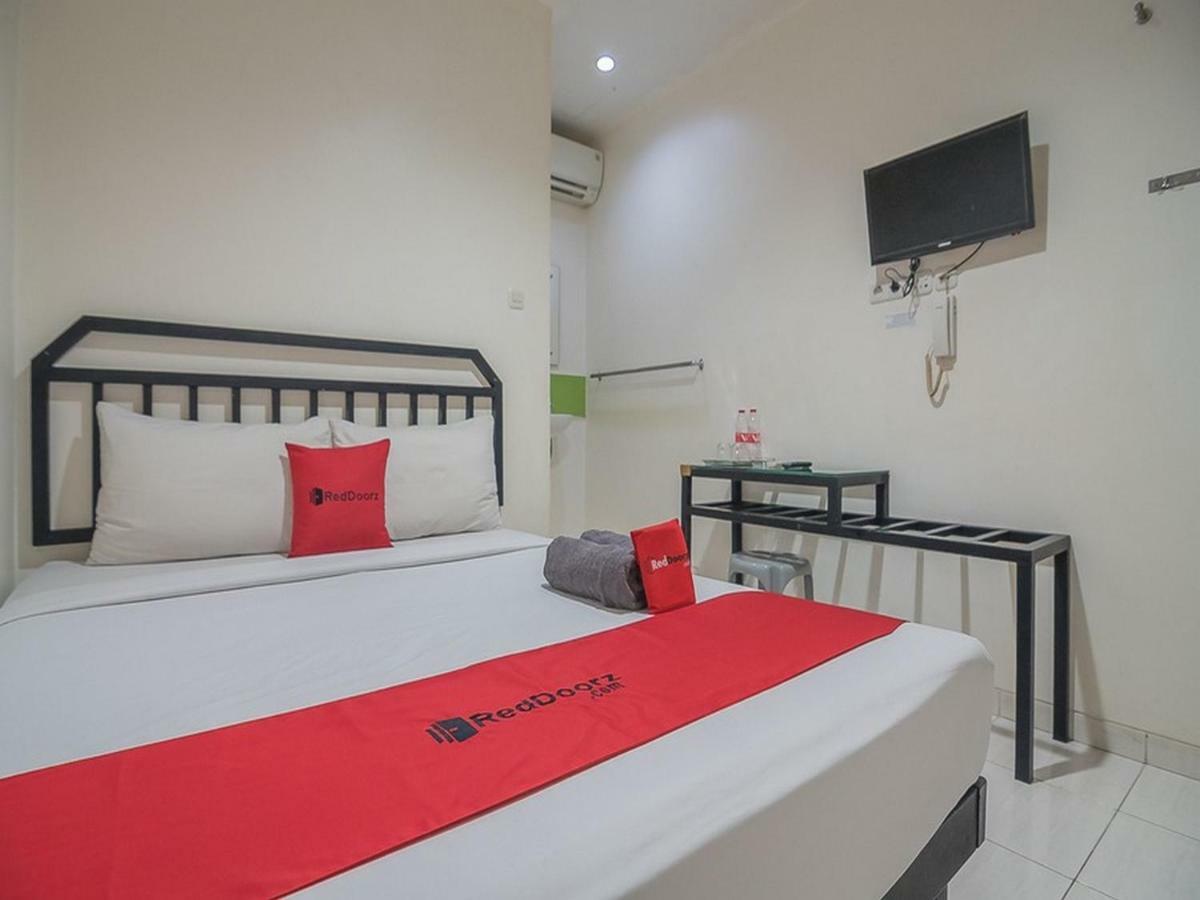 Reddoorz Near Nagoya Citywalk Batam 2 Eksteriør bilde