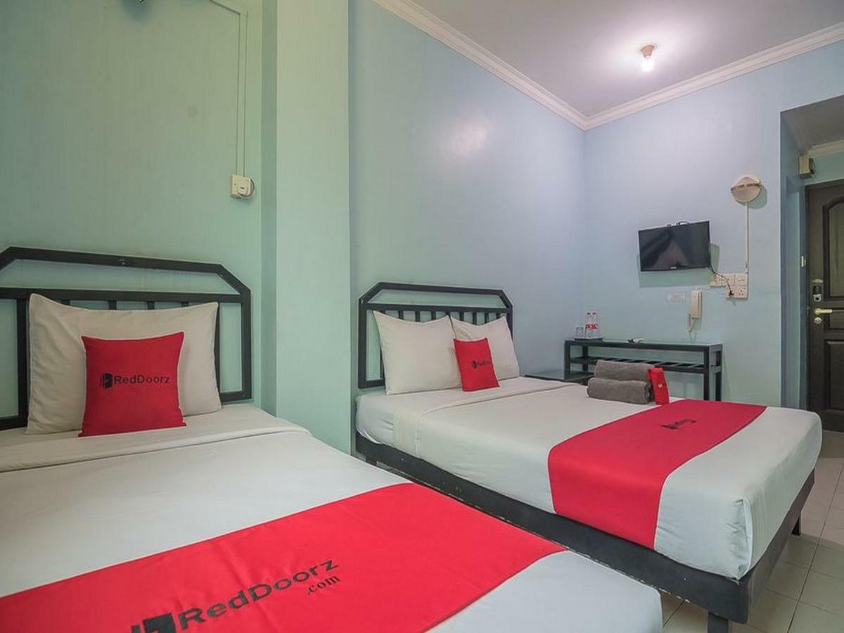 Reddoorz Near Nagoya Citywalk Batam 2 Eksteriør bilde